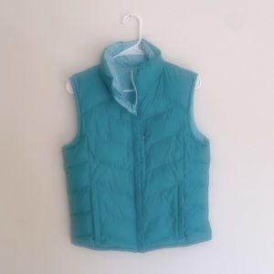 Columbia Women’s Puffer vest size Medium